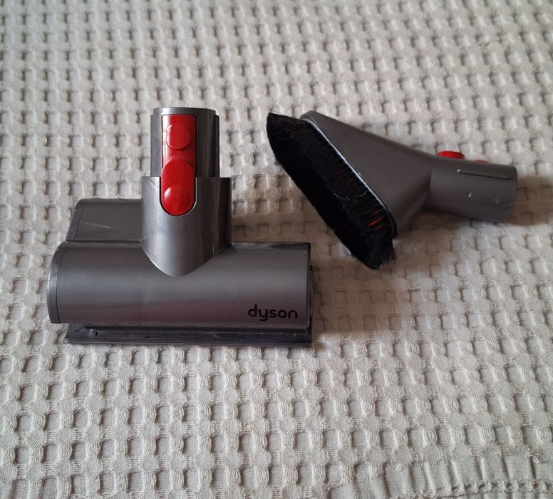 Міні турбінна насадка на пилосос Dyson