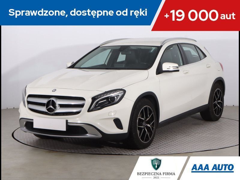 Mercedes-Benz GLA GLA 180, Salon Polska, Serwis ASO, Skóra, Navi, Xenon, Bi-Xenon,