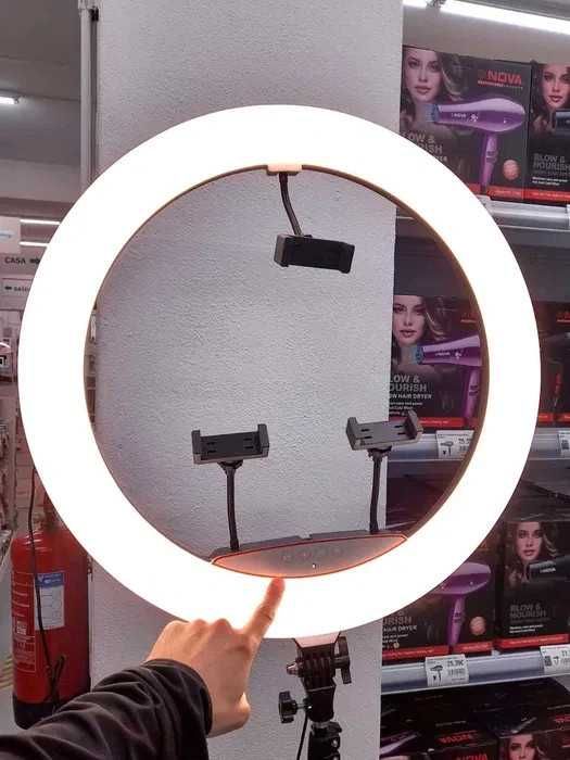 Anel de Luz Profissional com 56 CM de Diâmetro