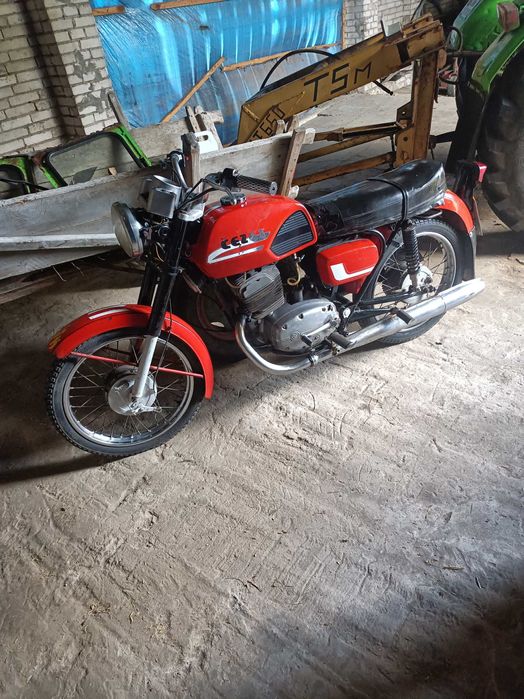 Motocykl WSK 125, Cz 175, Komar