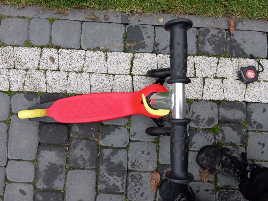 Hulajnoga oxelo 3-kołowa czerwona. Dla dziecka