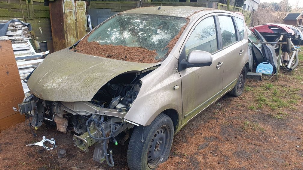 Nissan Note 1.4 Benzyna