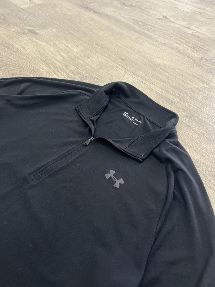 Лонгслив Under Armour