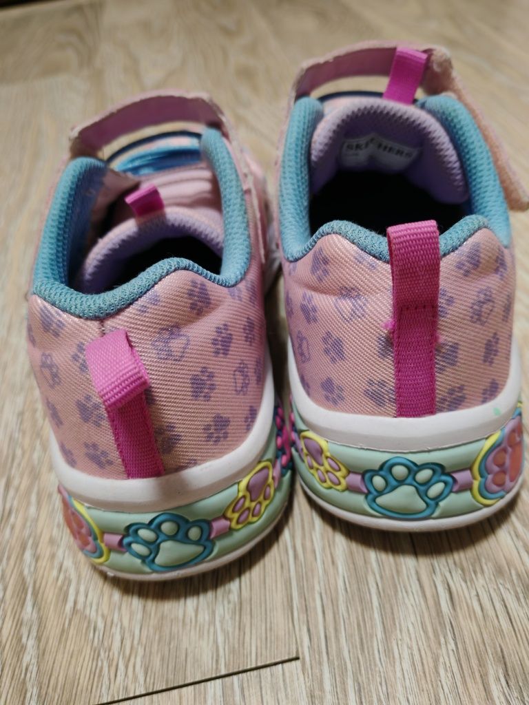 Кроссовки skechers