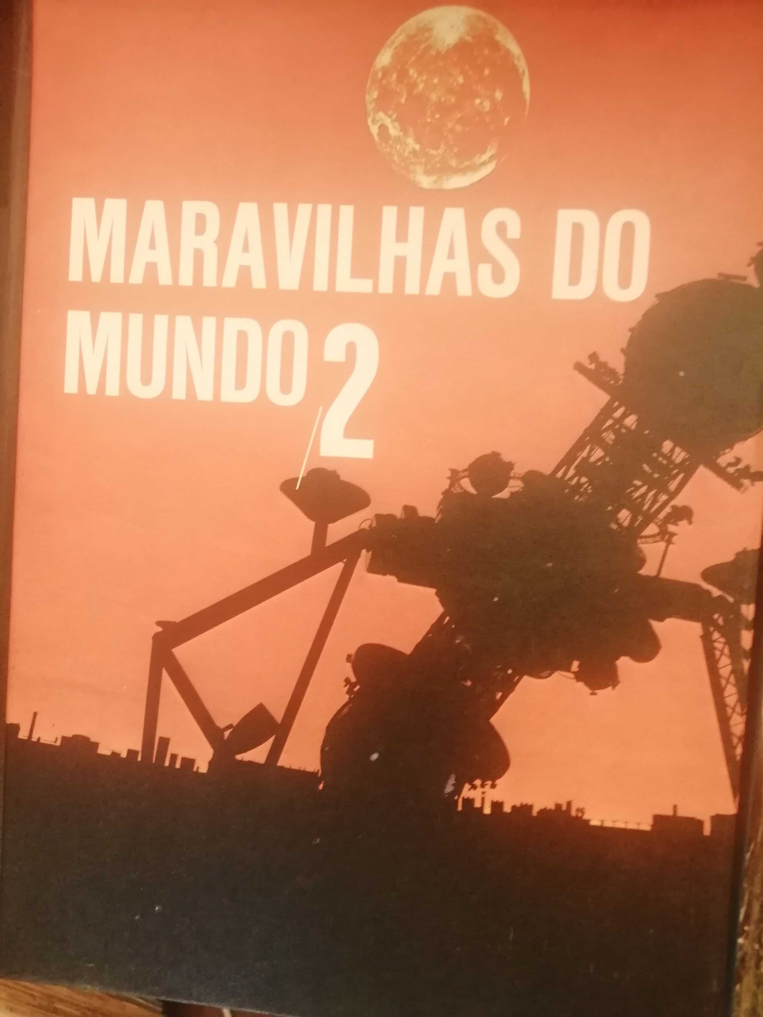 Livros capa dura, diferentes