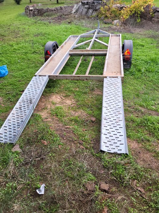 Reboque para veículos