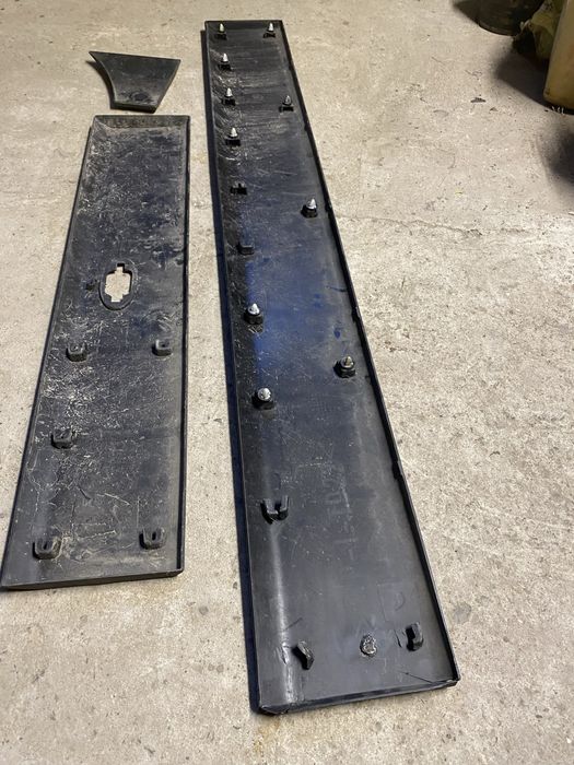 Продам користовані деталі заднього бампера  до Рено Мастер 3