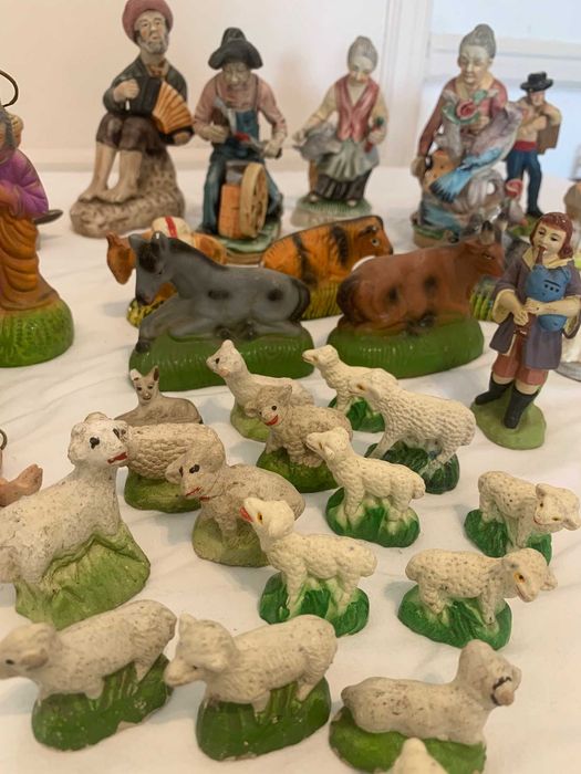 Figuras de Presépio em Cerâmica Antigas