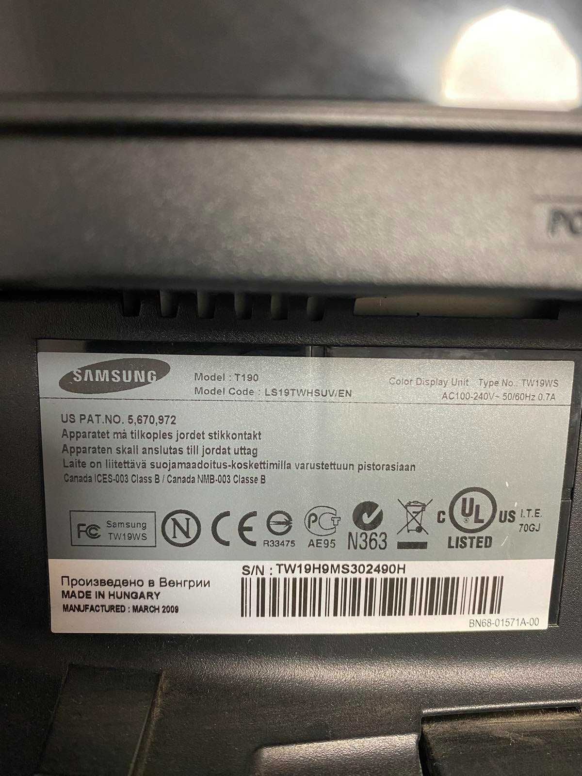 Монітор 19" Samsung T190