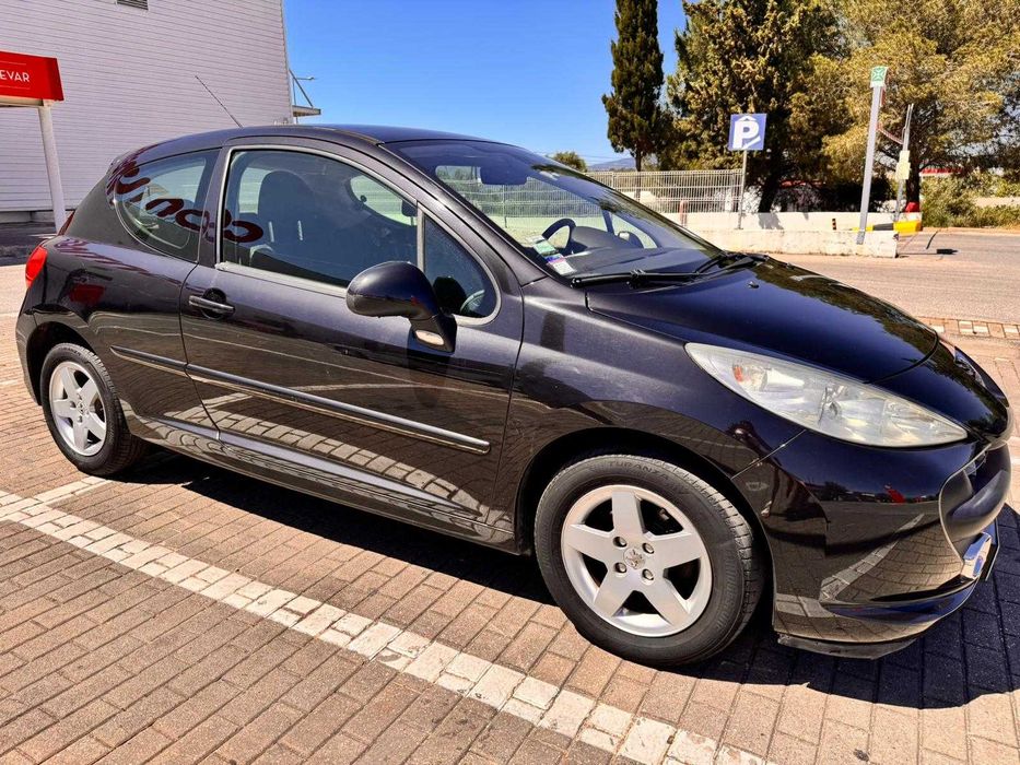 Peugeot 207 1.4 HDi Sport – 2008 – 212.500 km – 4.400 €