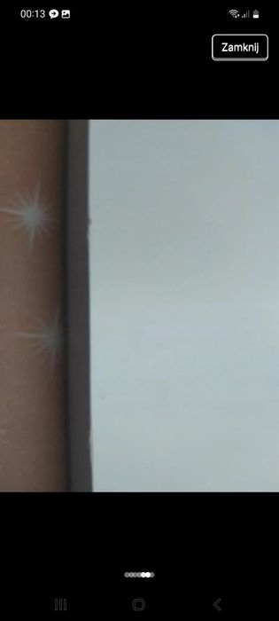 Półka mocowana do ściany