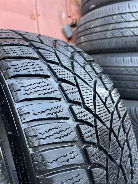 Шини 235/35 r19 зима Dunlop