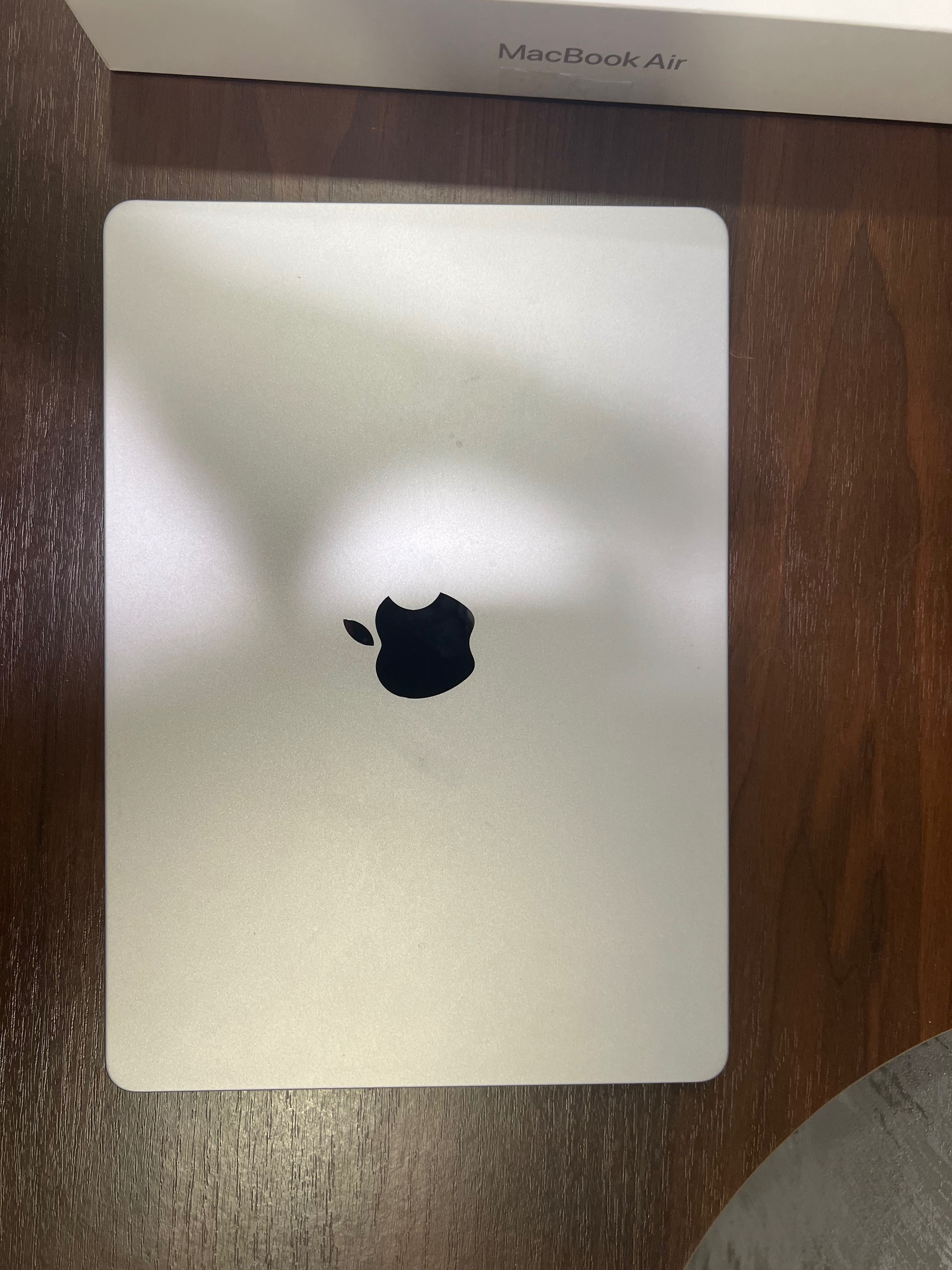 Macbook Air m2 8/256