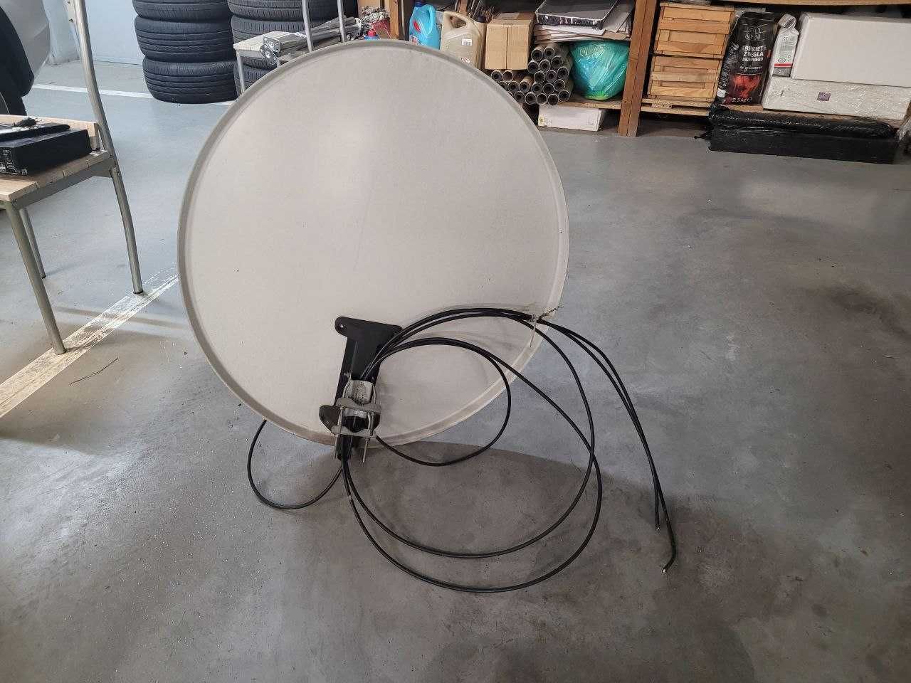 Zestaw antena satelitarna dekoder
