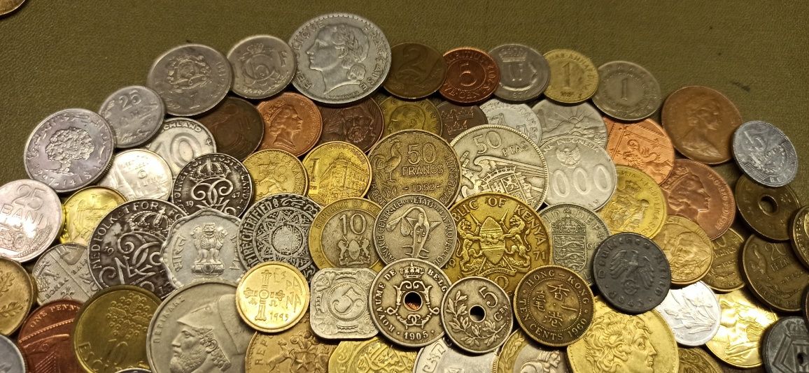 Набор/мікс 160шт. монет зі всього світу без повторів
