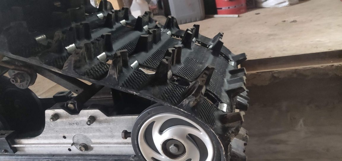 Polaris600 2007рік на свої роки непоганий стан.