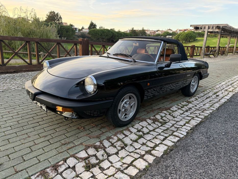 Alfa Romeo Spider 1.6
