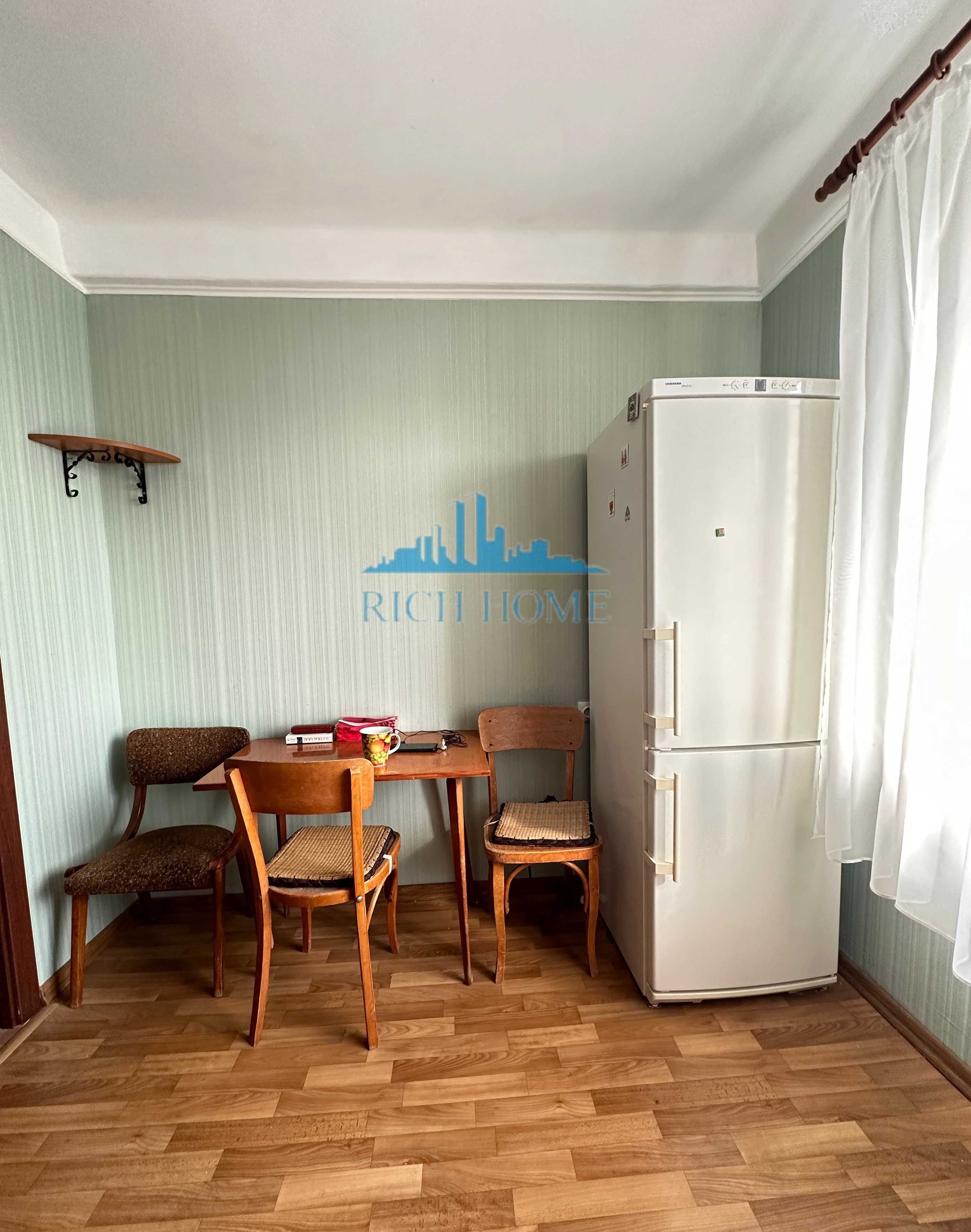 Продаж 1к квартири біля метро Мінська-3 хв. пр-т Оболонський 16Б