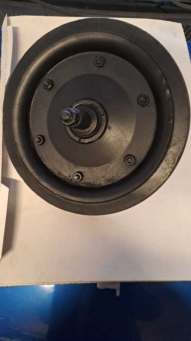 Koło do taczki pelne