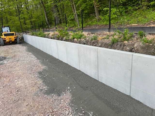 Mur oporowy L/ściana oporowa/L-ka/ Elka/ Zapora/Elki oporowe/Murek