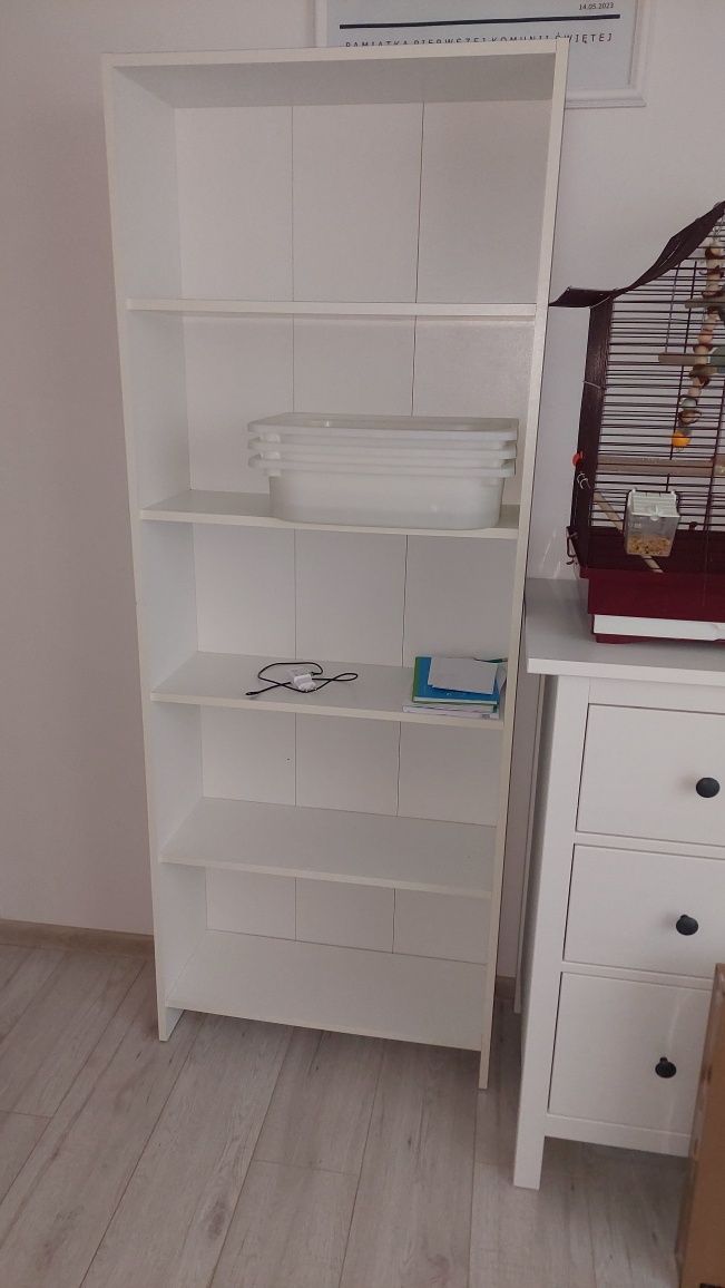 NOWY Biały regał złożony NOWY bez skaz