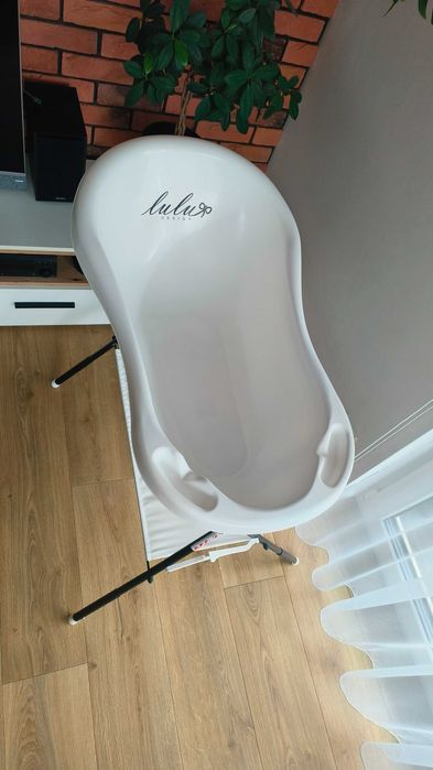 Wanienka Lulu ze stelażem 84cm. Stan idealny + gratis kokon.