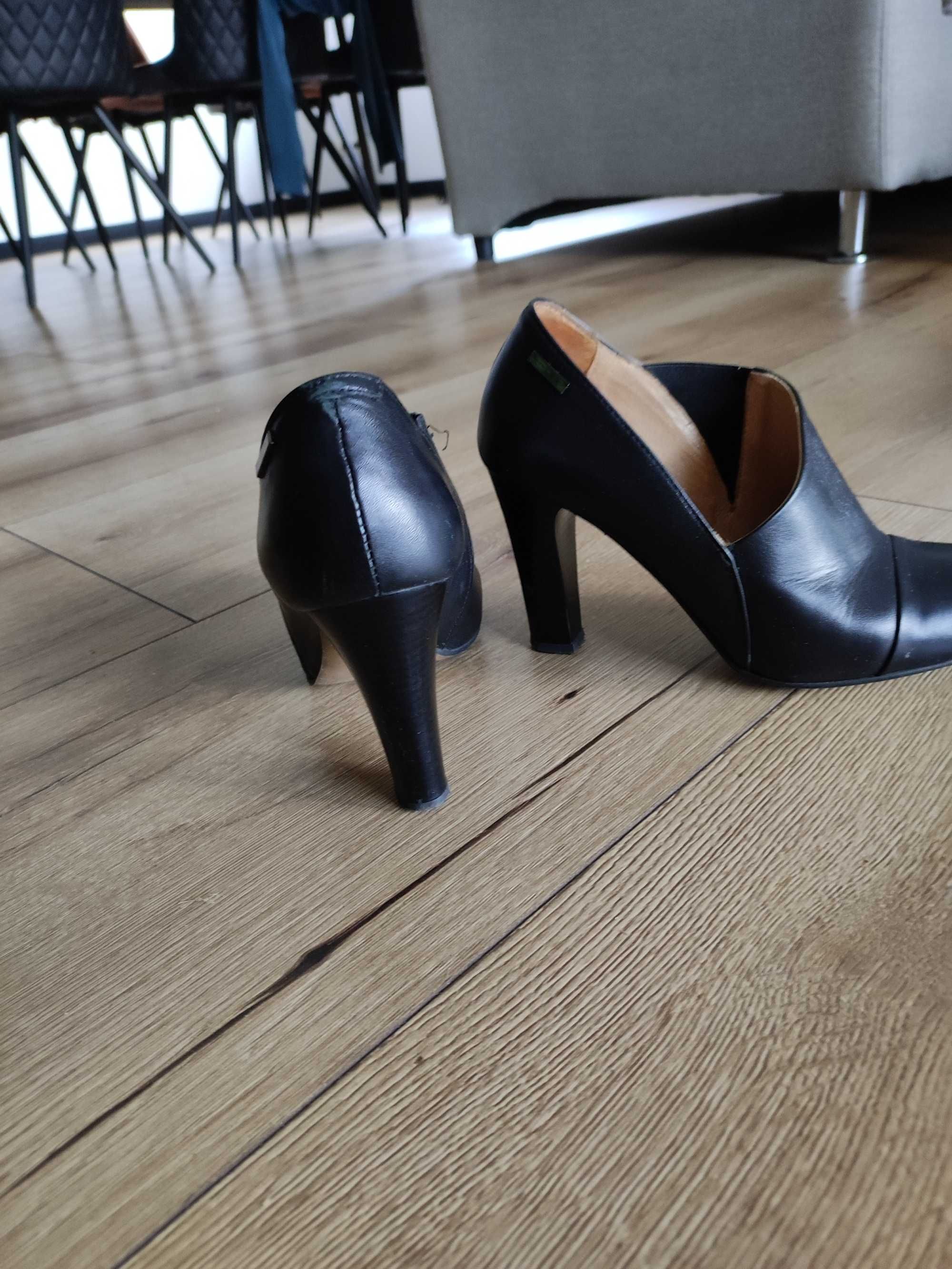 Buty obcas rozmiar 38