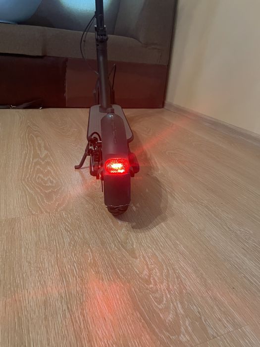 Электросамокат Xiaomi Mi Electric Scooter Essential Black