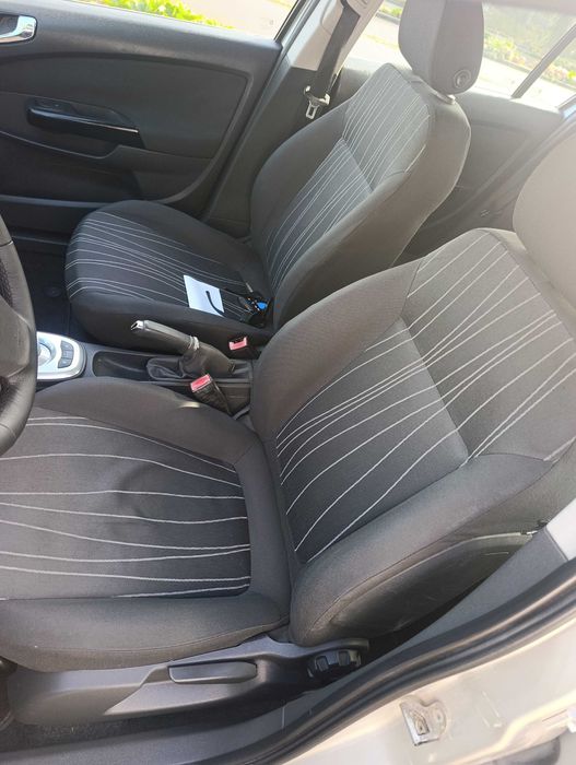 Opel Corsa automático 1.2  2008