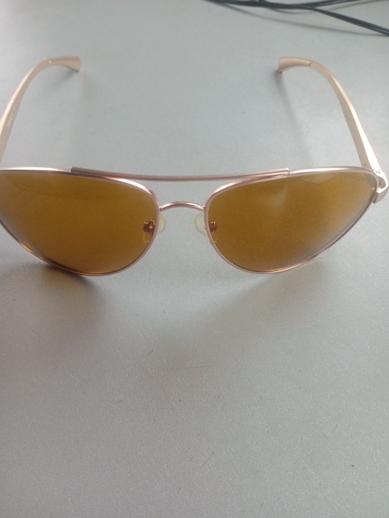 Sprzedam okulary przeciwsłoneczne z polaryzacją UV 400