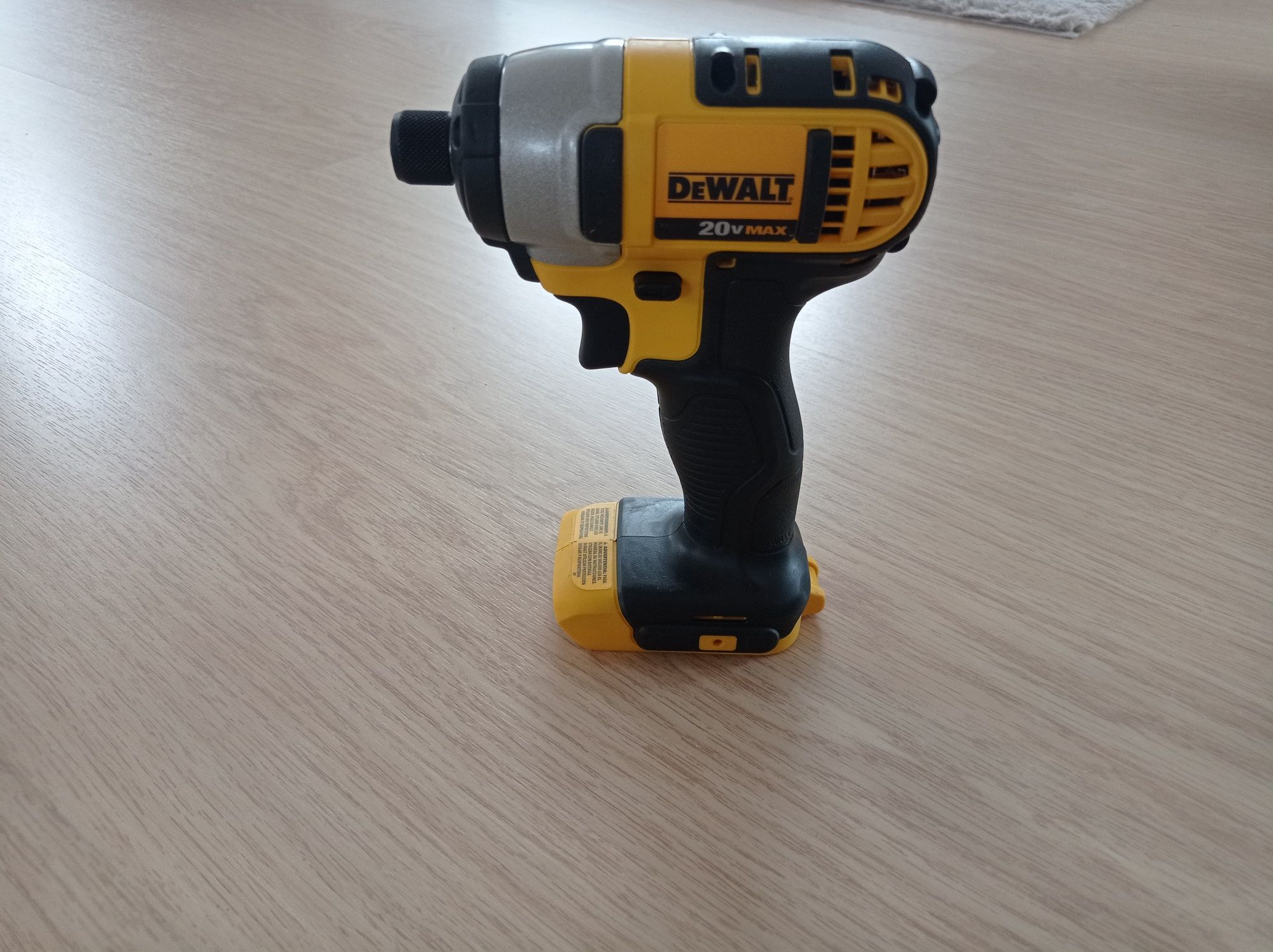 Nowy zestaw Dewalt 20V USA