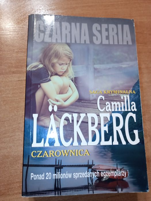Camila Lackbegr Czarownica, Srebrne skrzydła