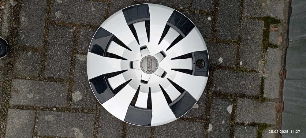 Kołpaki Audi 16 ładny wzór