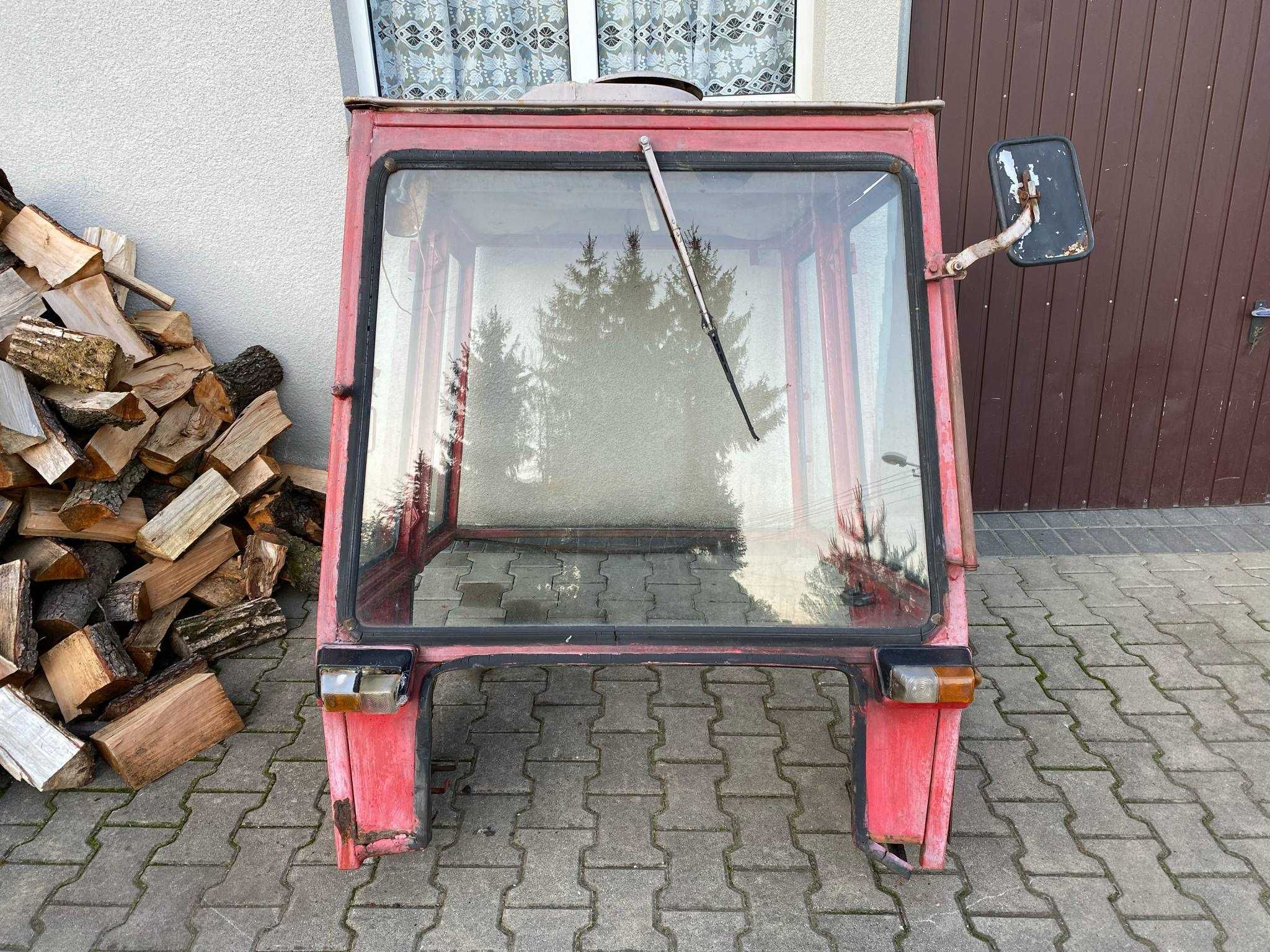Kabina Wladimirec T-25 Rusek T25