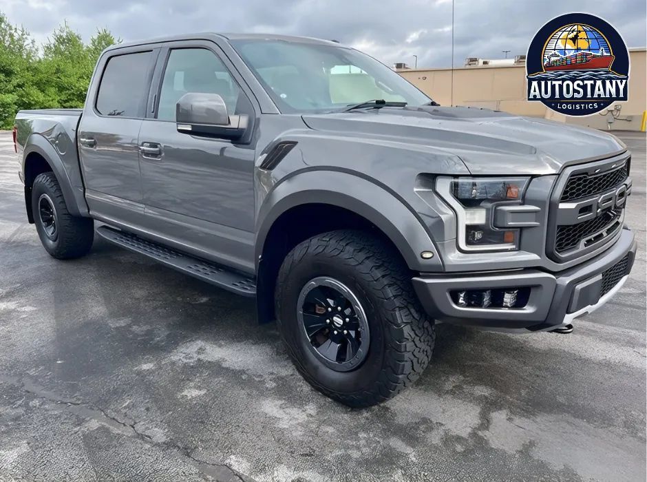 Ford F150 Raptor Crew Cab Short Bed / Auto Sprawdzone