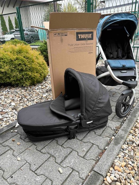 Wózek THULE Urban Glide 2 wraz z gondolą, stan bardzo dobry