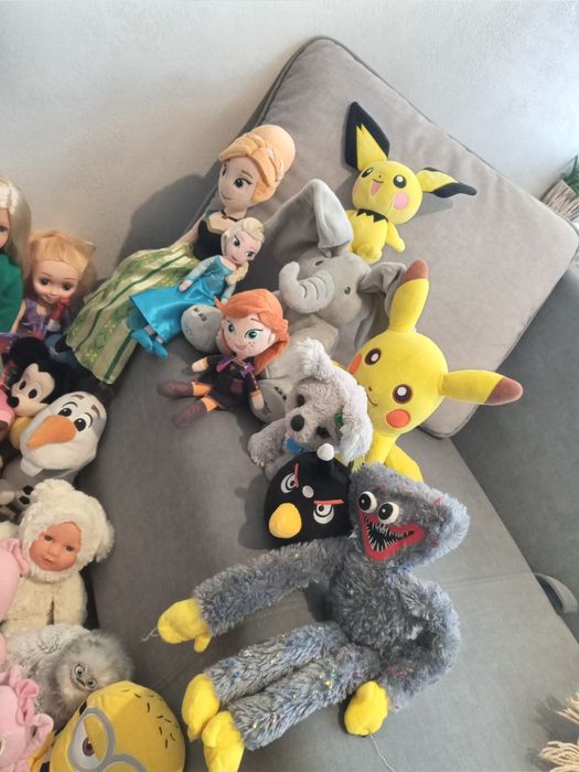 Дитячі забавки.Інтерактивні та м'які іграшки.