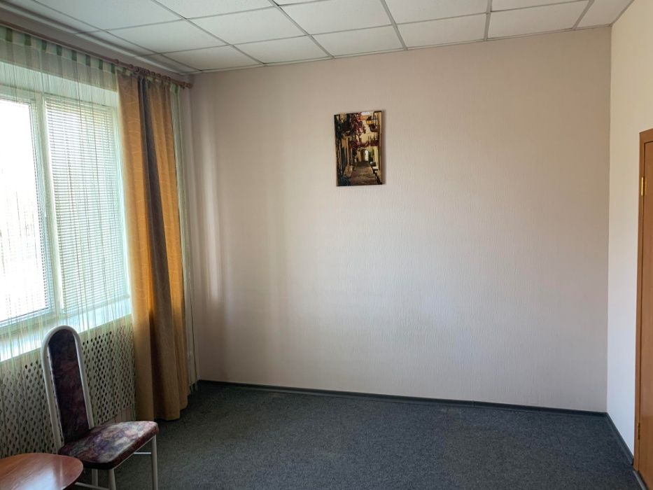 Сдаются офисные помещения 200 м²..