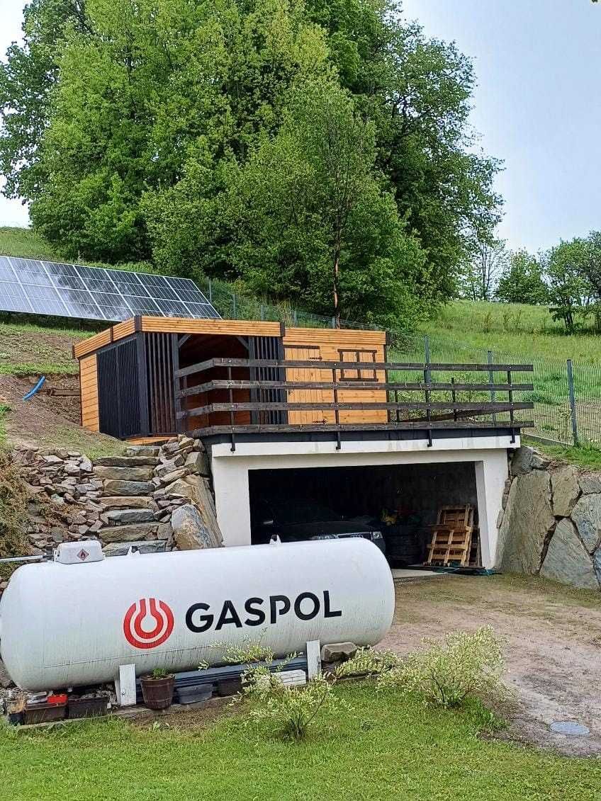 Garaże segmentowe z płyt betonowych