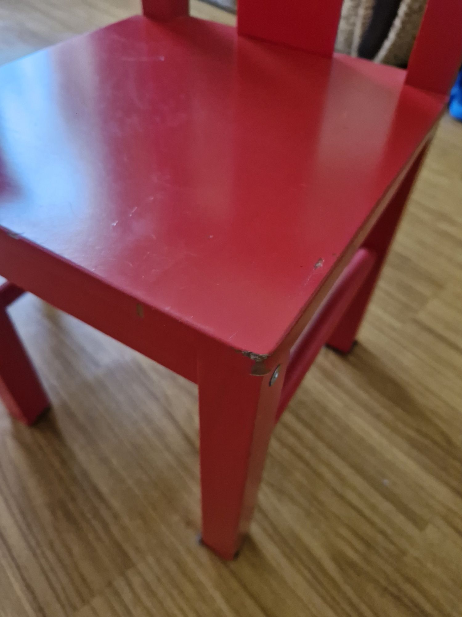 Stolik i dwa krzesełka z Ikea