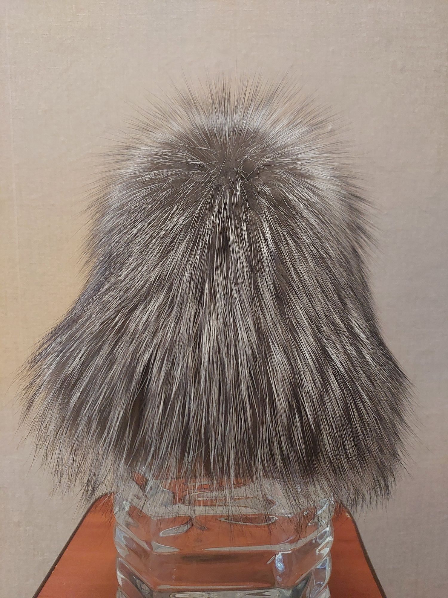 Продам зимову жіночу шапку хутряну "Снопик"