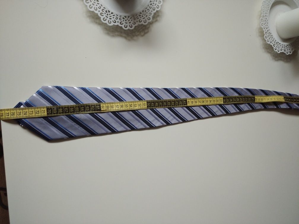 Piękny włoski krawat w paski w stylu vintage