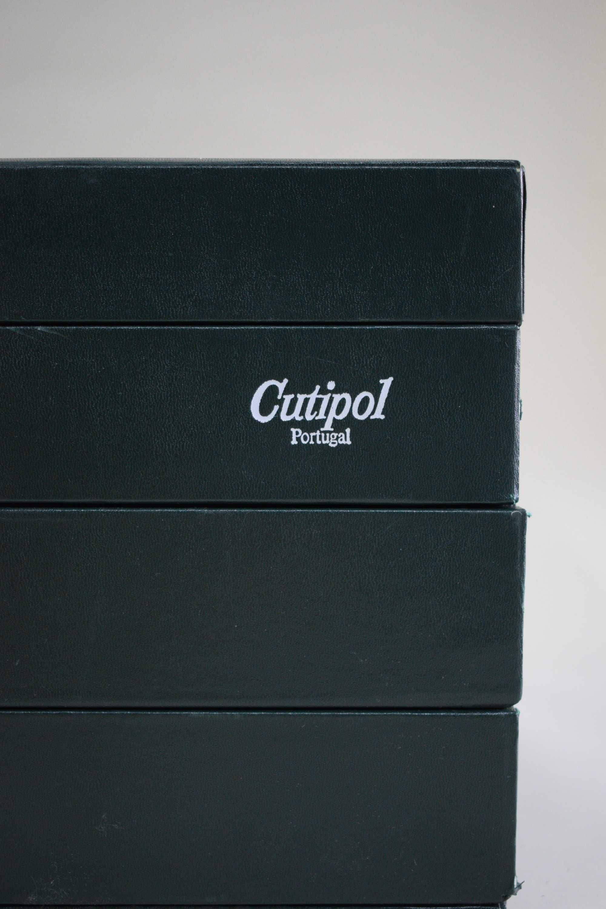 Faqueiro Cutipol 130 peças com estojo