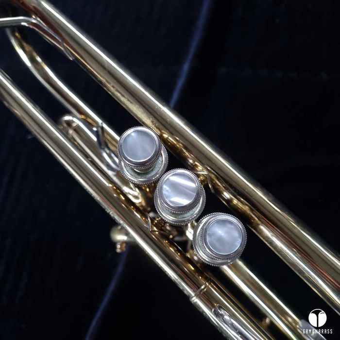 Vincent Bach TR300 prod. USA ustnik oliwka futerał trąbka