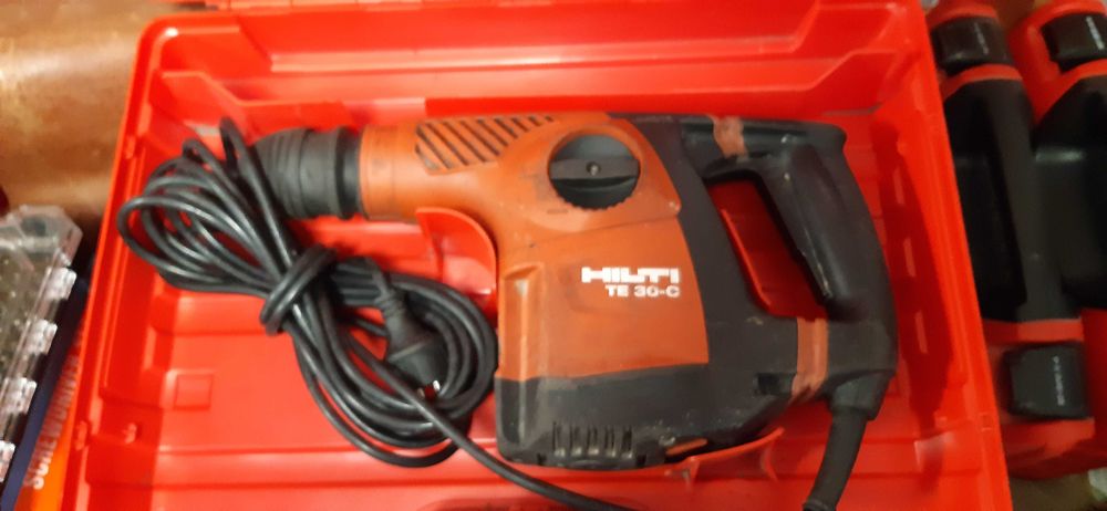Hilti TE30-C młotowiertarka sds z podkuwaniem szta bdb
