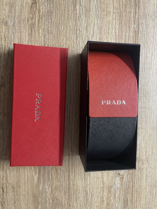 Продам очки prada женские оригинал