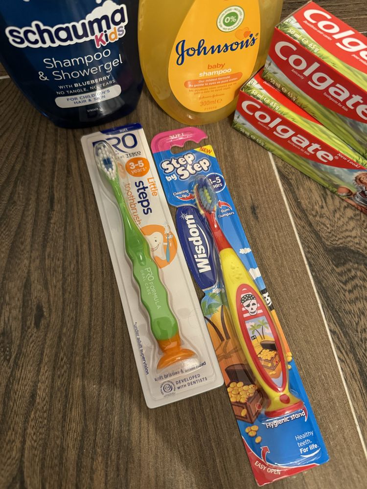 Набор детская зубная паста  счетка гель для душа шампунь