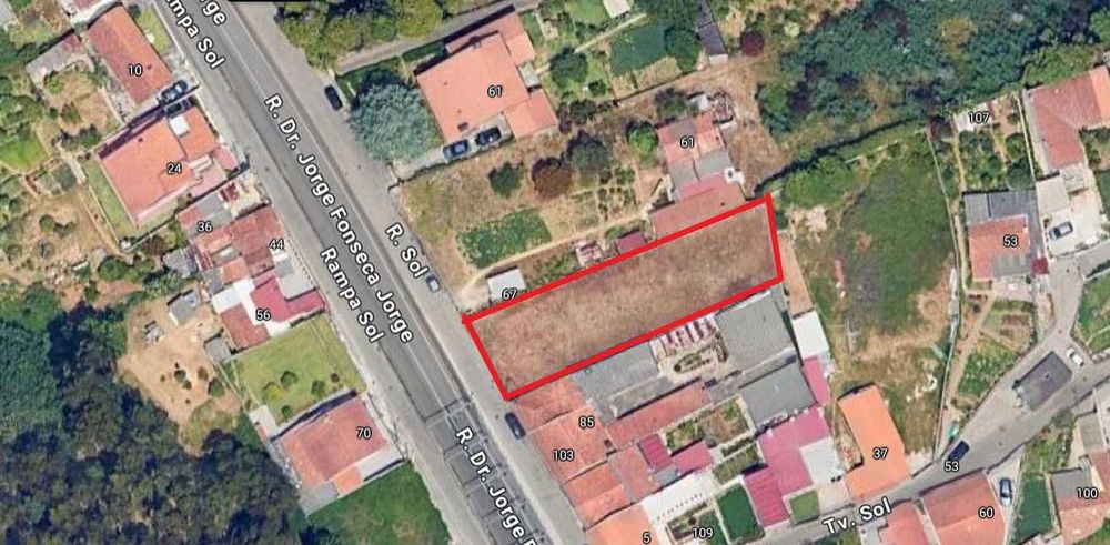 Terreno urbano em Seixezelo com 680m2 para construção de moradia