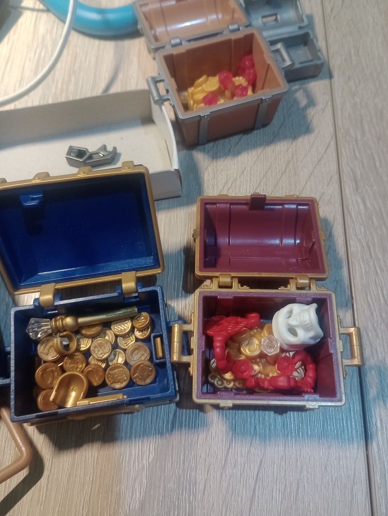 Playmobil figurki konie akcesoria piraci rycerze