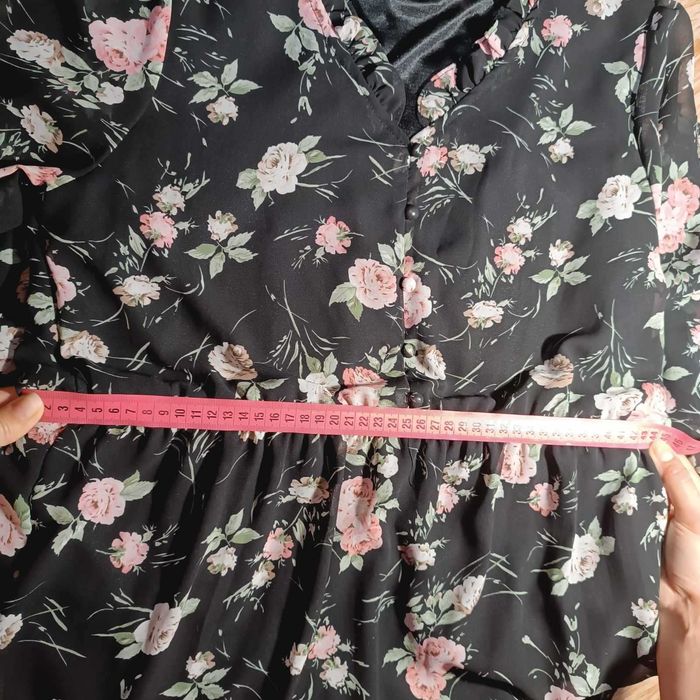 Продам.    сукню